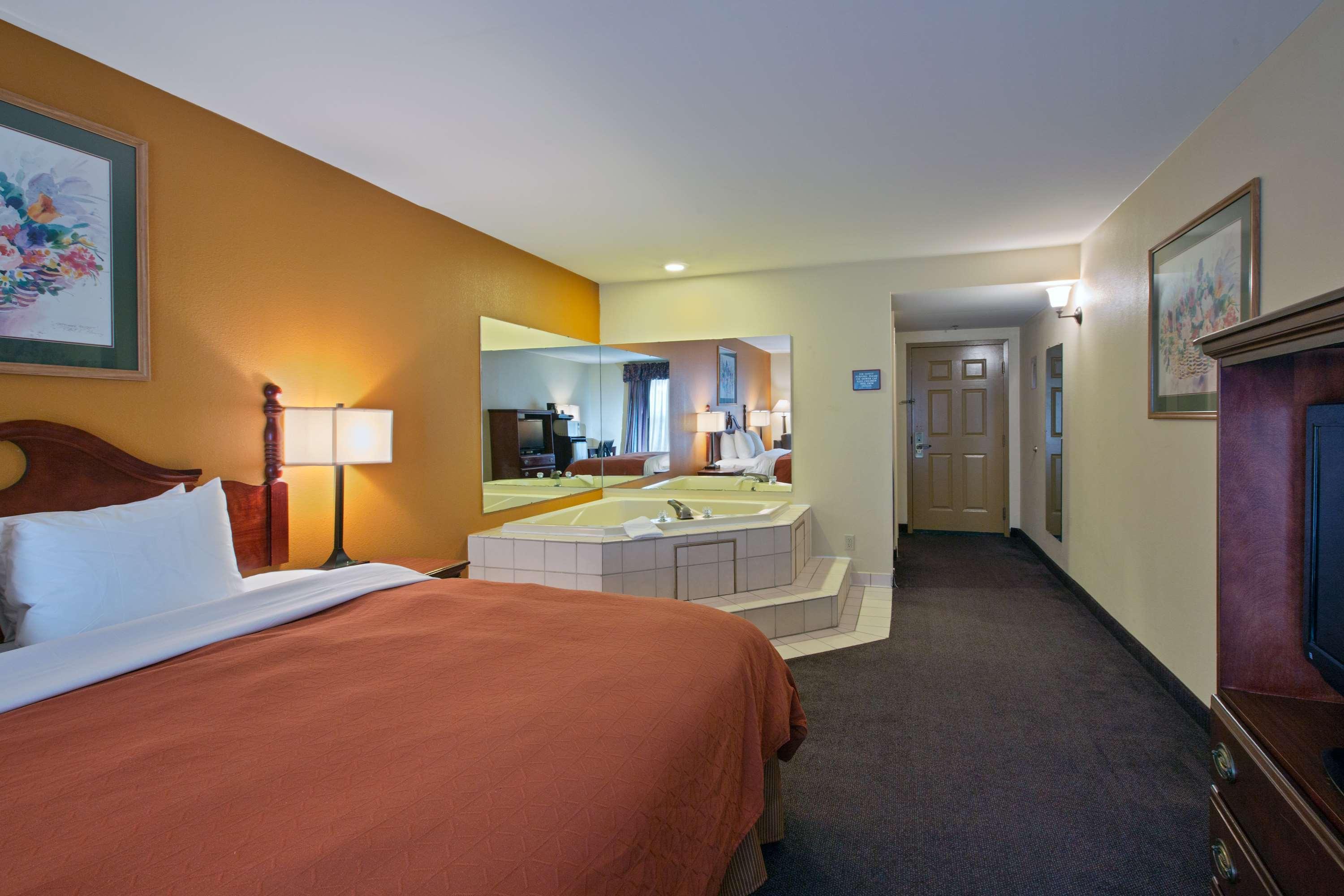 Country Inn & Suites By Radisson, Richmond I-95 South, Va Bellwood Exterior foto